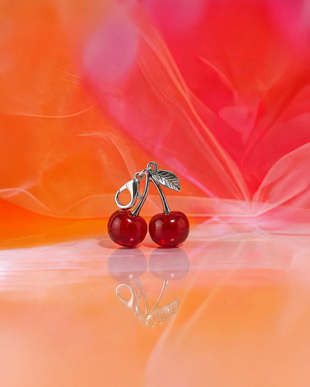 Charm Chérie Cherry - Image 4